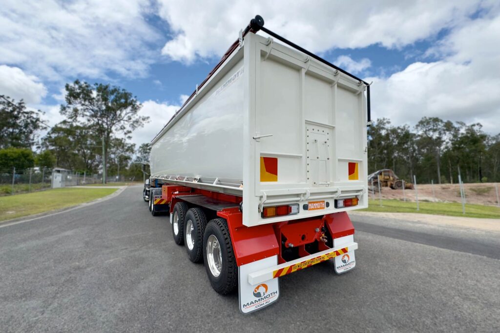 Grain Tipper. Rear