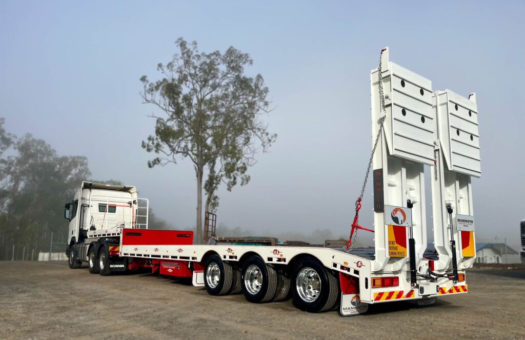 Who is Mammoth Transport Equipment?